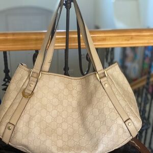 Guccisima Abbey serial no.  130736  leather medium